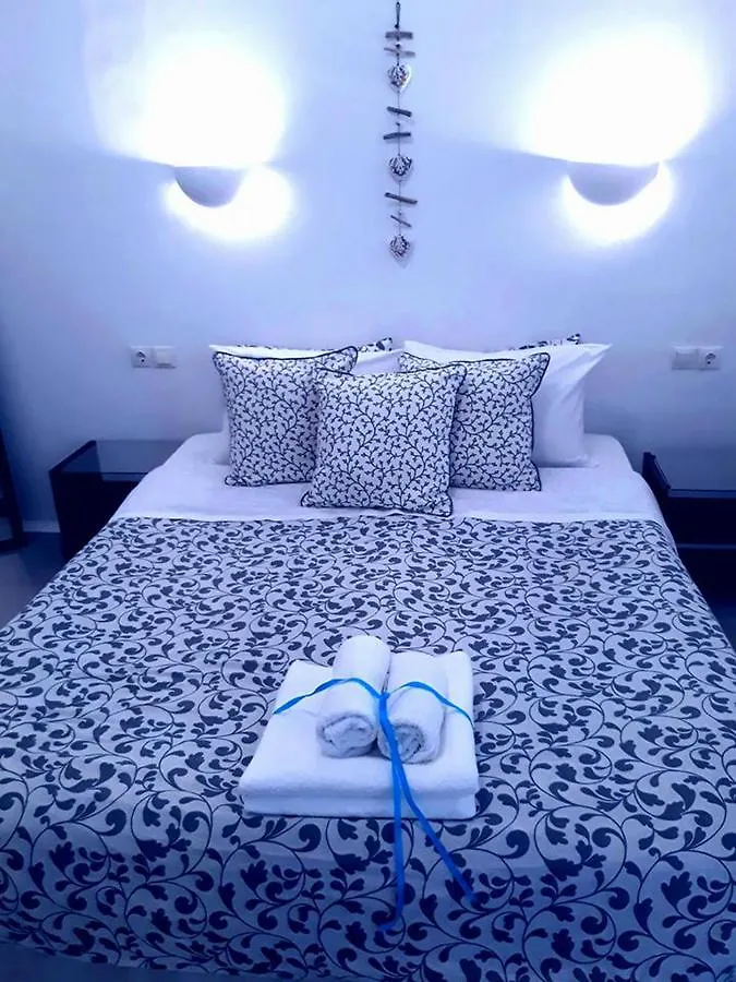 Infinity Mykonos Suites Mykonos Town 2*,  Yunanistan